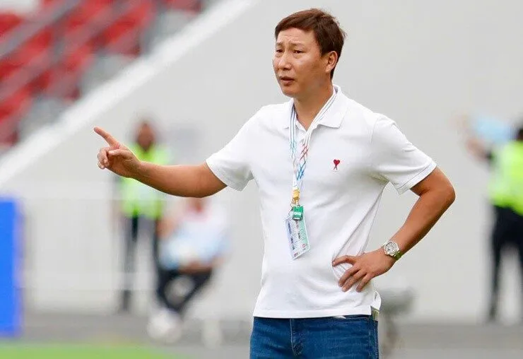 Thầy Kim và dấu ấn chiến thuật khó lường tại SEA Games 33